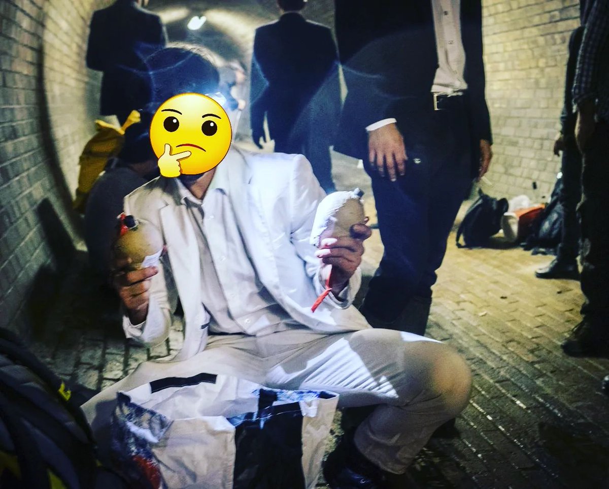 sankt_one's tweet photo. 30ft underground and the mortars appear - it's kicking off. Gasping for air, ear drums battered and eyes watering, you still gotta run for cover before a loose Belgian unit unloads the Pains-Wessex and blasts a 2 stage rocket at the crowd. IDM special

Hit the deck or lose a knee https://t.co/t3bcWP7OF3