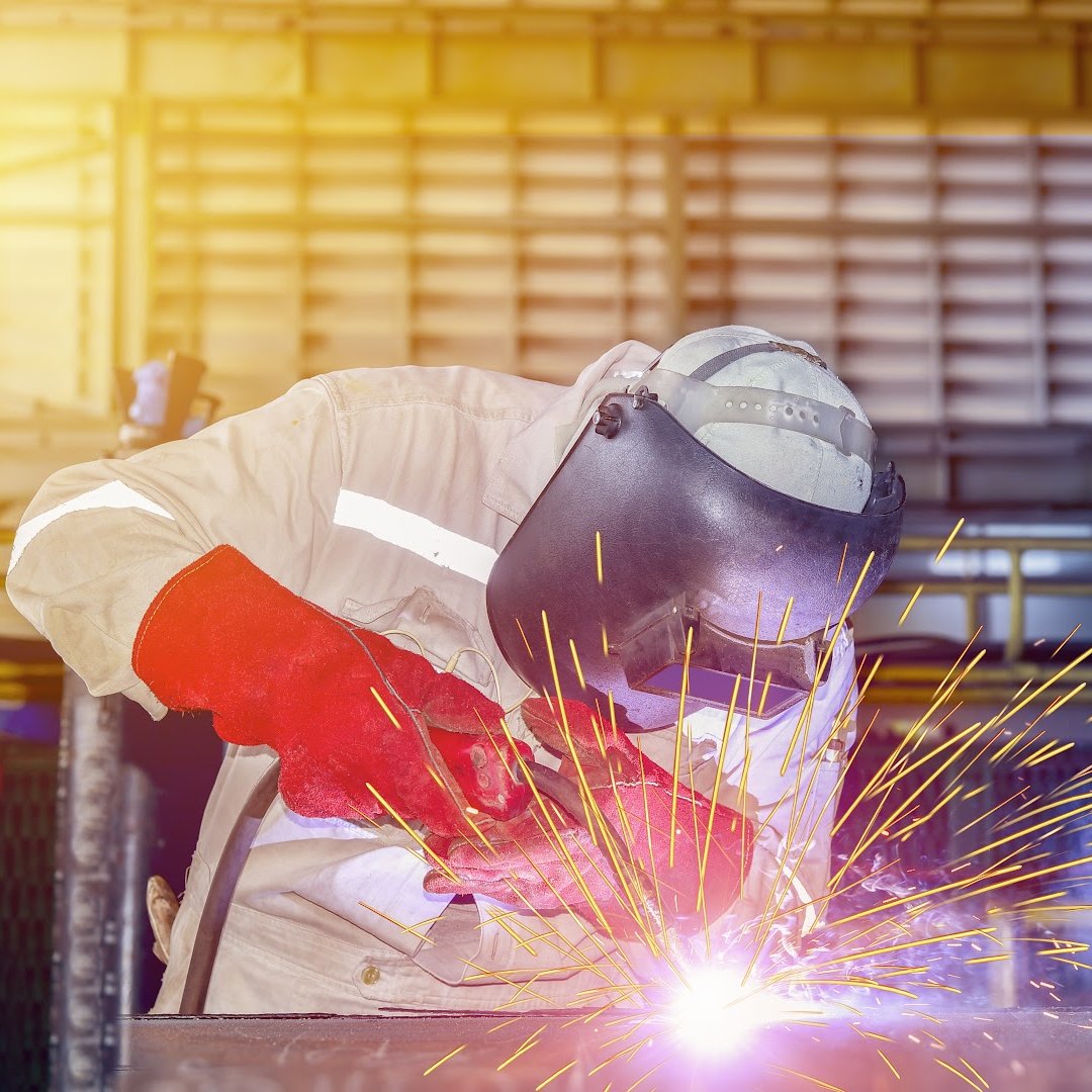 July 29 - August 1 - Canadian Welding Bureau (CWB), in partnership with Georgian College, is set to launch two comprehensive welding supervisor courses at the Georgian College Midland Campus.  

Learn more linktr.ee/edcns 

#NorthSimcoe #Welding #GeorgianCollege