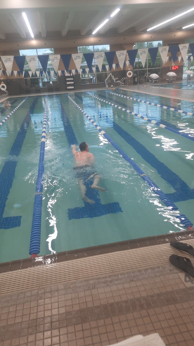 Dungafresh1's tweet photo. I choose jobs that I enjoy. Almost all the jobs I've had involved protecting life in some shape or form. Being a lifeguard is one of the most rewarding jobs I've had. #Grinding #NaturalProtector. https://t.co/8HROwI93DB