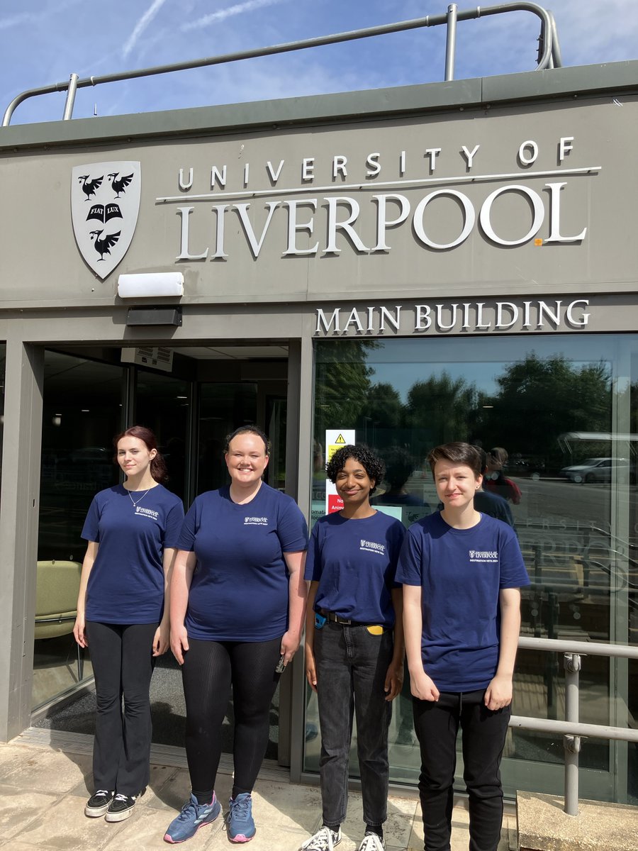 Cutest piglets alert! Our #DestinationVets students had a great time over at Leasowe last week. 

<a href="/LivUniVetSchool/">UoL School of Veterinary Science</a>