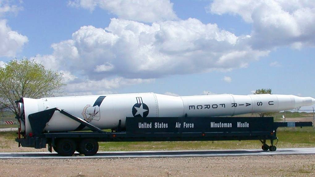 Existen en el mundo 12.121 armas nucleares, de ellas 9.585 listas para su uso inmediato.

El #desarme nuclear es y debe mantenerse como una prioridad internacional por la grave amenaza que representan esas armas para la humanidad.