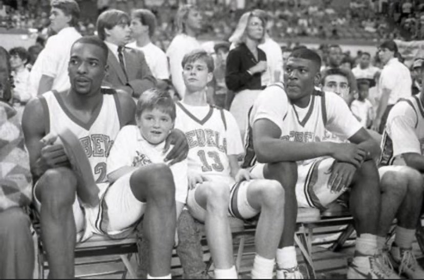 KingsofVegas__'s tweet photo. Vintage @TheRunninRebels picture. Our loyalty and family values to #Tarkanian was so important to playing as a team. Lois and Jerry became parents for guys like @TheOriginalLJ2 and @staceyaugmon. #Loyalty #Family #Rebels4Life https://t.co/tVUQP2fRpe