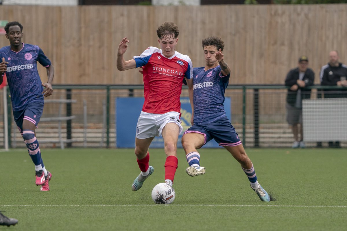 Dorking Wanderers Academy tweet media