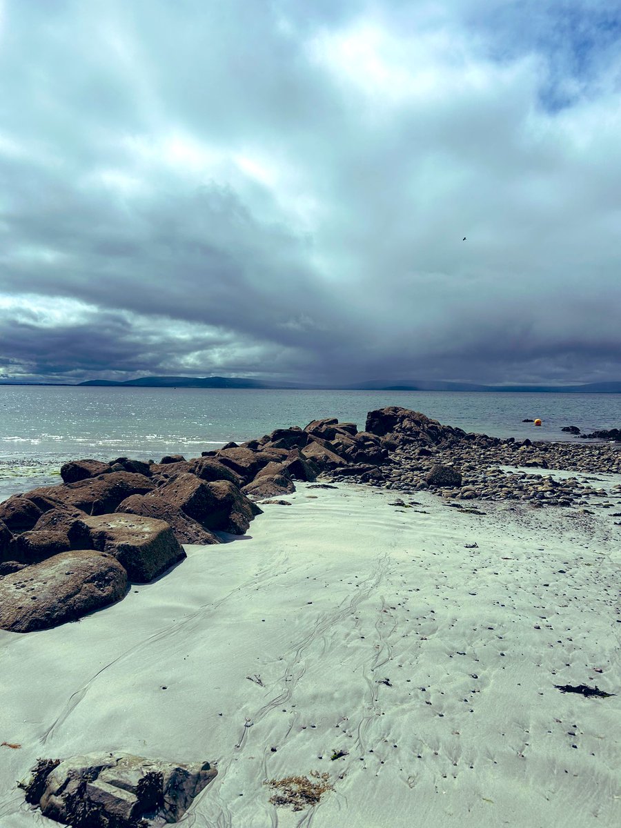 Eavanmac's tweet photo. Salthill to Spanish Arch ๐โโ๏ธ #Galway Practice run for #StreetsOfGalway @DearWild @SarahRNeely https://t.co/rCRaqt5XI2