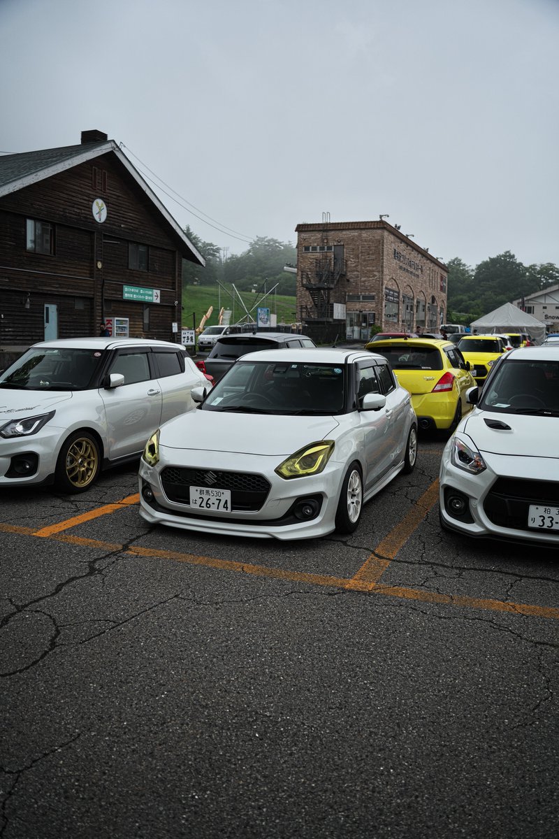 shun_zc83s's tweet image. 左 #ASM2023  
右 #ASM2024
見た目重視をやめてサーキットに全振りした結果がこれ。車高下げたい…🥲