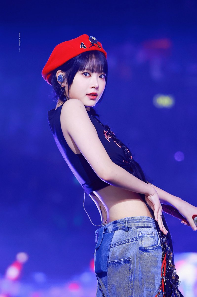 240721

#르세라핌 #홍은채 #은채 #ウンチェ
#LE_SSERAFIM #HONGEUNCHAE