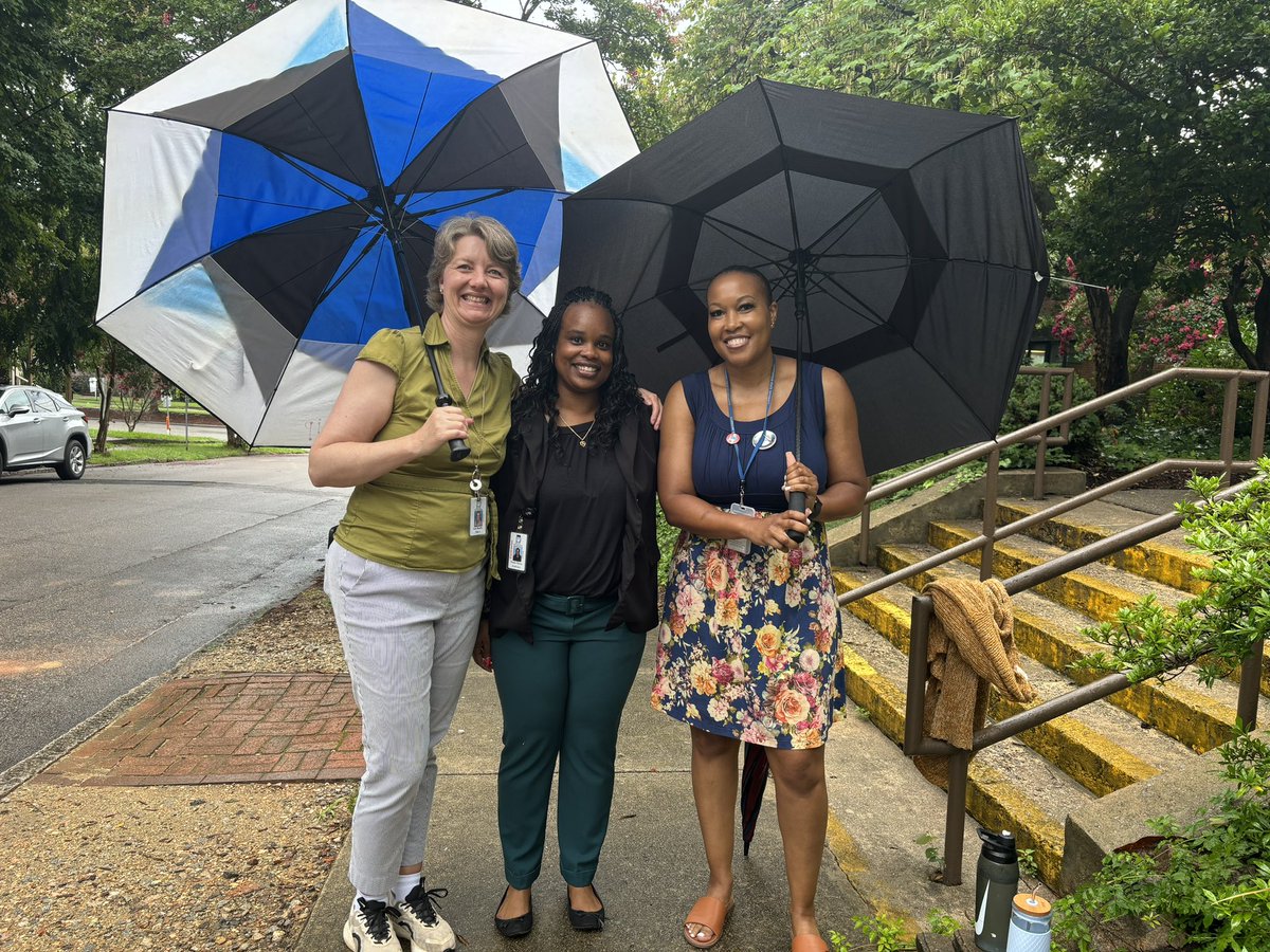 Such a beautiful morning with so many smiling faces. First day of school brings so much great energy and positivity! Helping out in carpool this morning <a href="/PMEPioneers/">PartnershipMagnetEle</a> for the first day of school! Thank you Partnership family for welcoming us. <a href="/WakeElementary/">Wake Elementary</a>