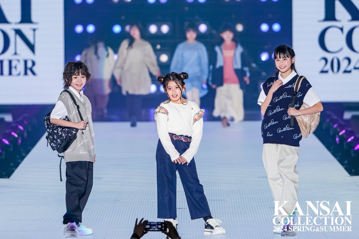 kan_kore_e's tweet photo. ┌+♡+───────
│   『KANSAI COLLECTION 2024 A/W』
　　まであと“10日“！！🎉🎉
└───────────

8/1は京セラドームに集合💖!!!
今回はどんなステージを魅せてくれるのかとっても楽しみです🎉🎉☺️

#KCE 　
#関西コレクション  
#関コレ
#関西コレクションエンターテイメント https://t.co/EGcsjFjHbi