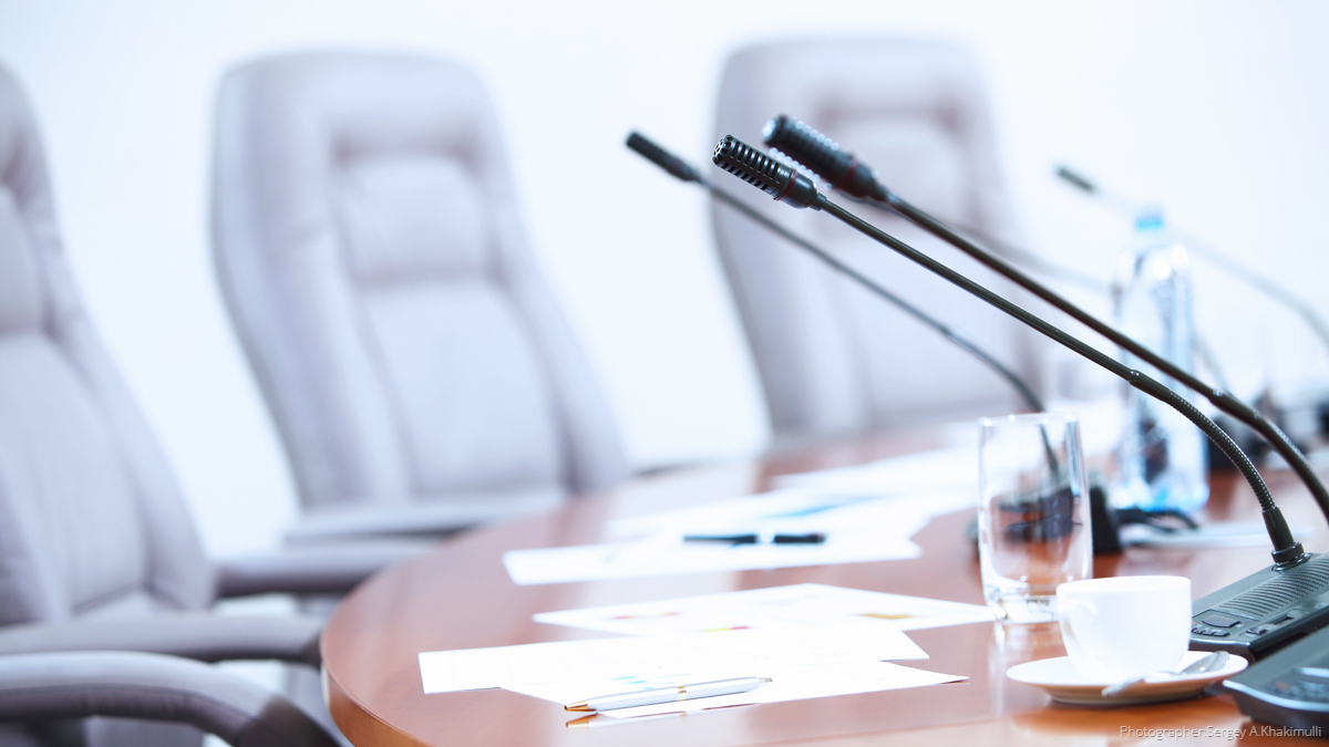 ecb's tweet photo. Tune in from 09:00 CET tomorrow to watch our joint conference with @IMFNews and the IMF Economic Review on the new global challenges for international fiscal and monetary policy.

Register to follow live: https://t.co/mae73sUoGB https://t.co/HzmAEshxef