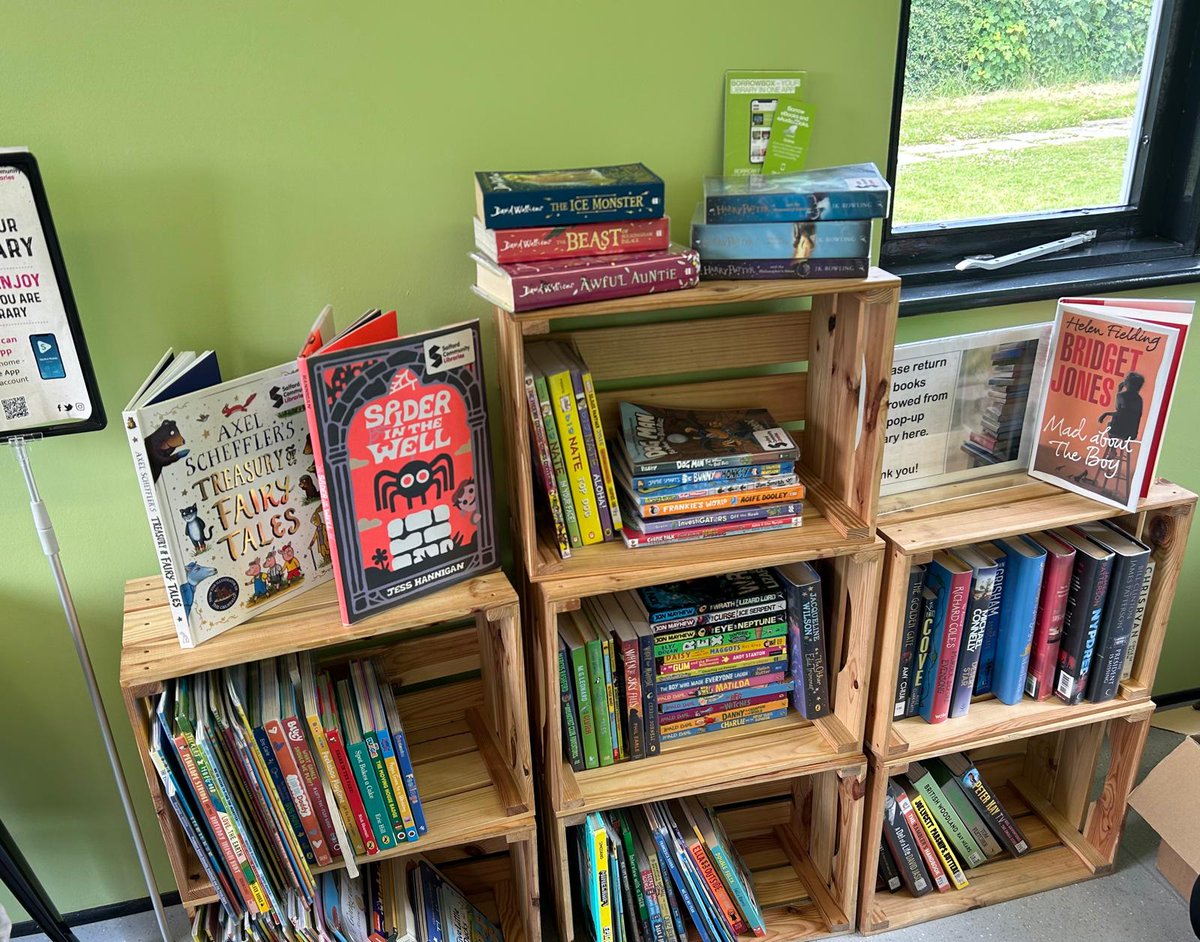 SalfordLibrary's tweet photo. Good morning. Here's your friendly reminder that you can visit our #librarycorner throughout the summer. These are spaces that you can enjoy at your own leisure and relax with a good books.

Find your nearest library corner here https://t.co/IDFW1V6cWJ https://t.co/N0B1UnFCGm