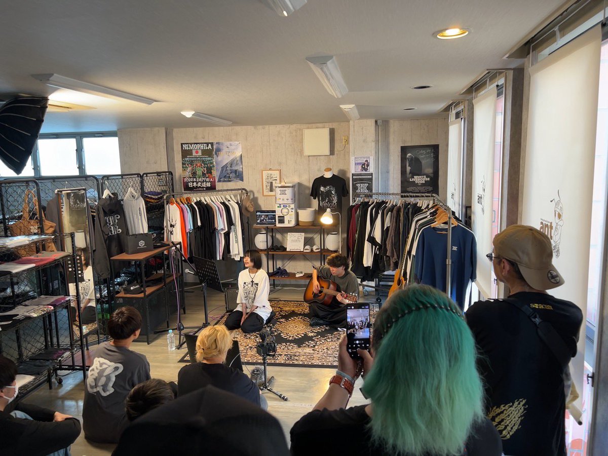 sanagaraapparel's tweet photo. IN-STORE vol.4
ご来場頂いた皆さま
ありがとうございました🎌

初めてステージに
初めて(では実はなかった)の出逢い
正反対の様なふたりだからこその
奇跡的なイベントになりました🪬

後日、イベントの様子を
YouTubeにもUPします
チャンネル登録よろしくお願いし〼

https://t.co/6zNLqifPvn https://t.co/Xyzf09iDKp
