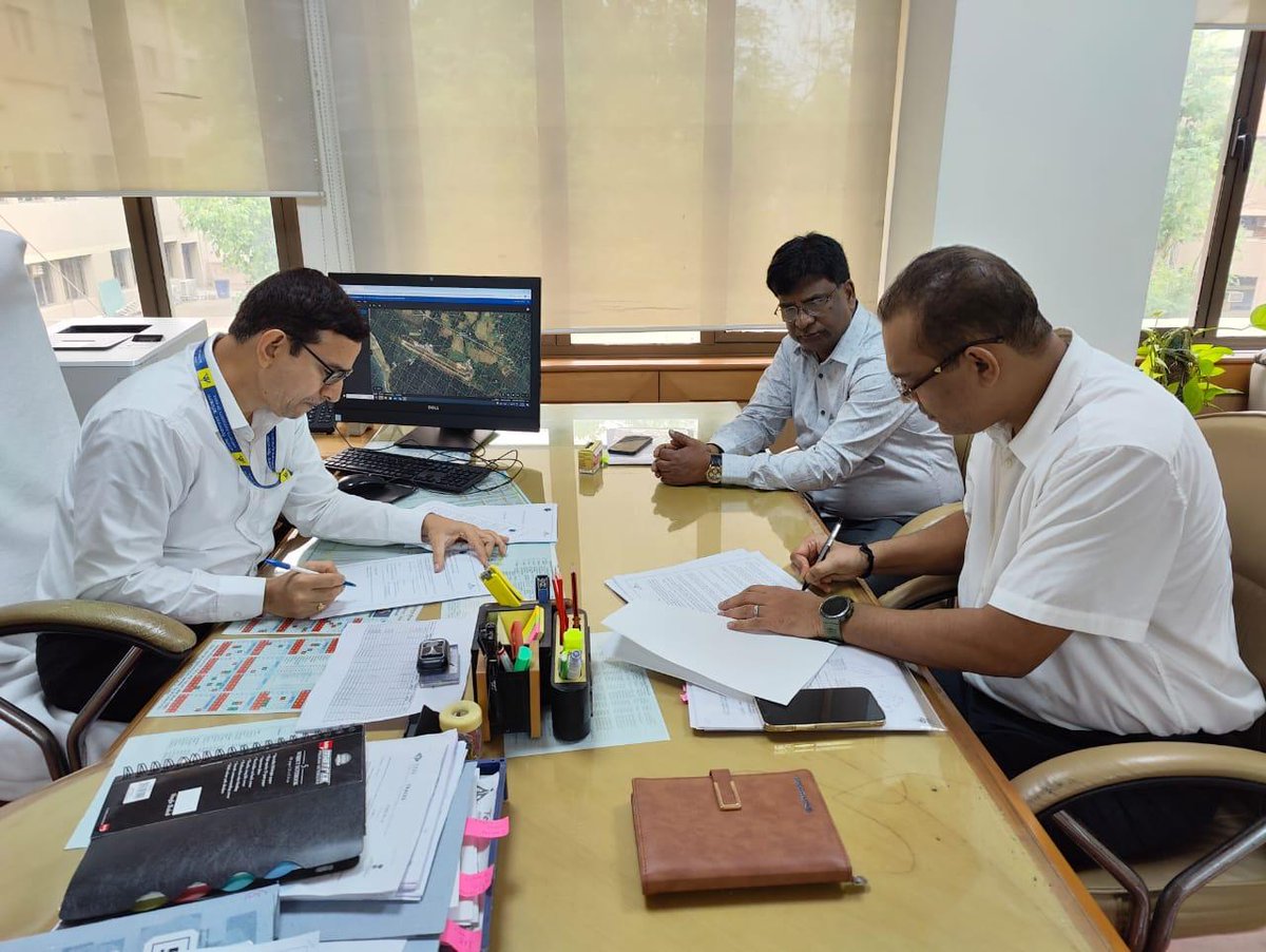 "Connecting Isles: A&amp;N Administration and Airport Authority of India sign crucial O&amp;M Agreements for Car Nicobar and Campbell Bay airports, paving the way for RCS-UDAN flights!". 

<a href="/MediaRN_ANI/">Lt. Governor's Secretariat-Media Cell, A&N Islands</a>
<a href="/AN_Command/">Andaman & Nicobar Command</a>
<a href="/AAI_Official/">Airports Authority of India</a> 
@aaipblairport