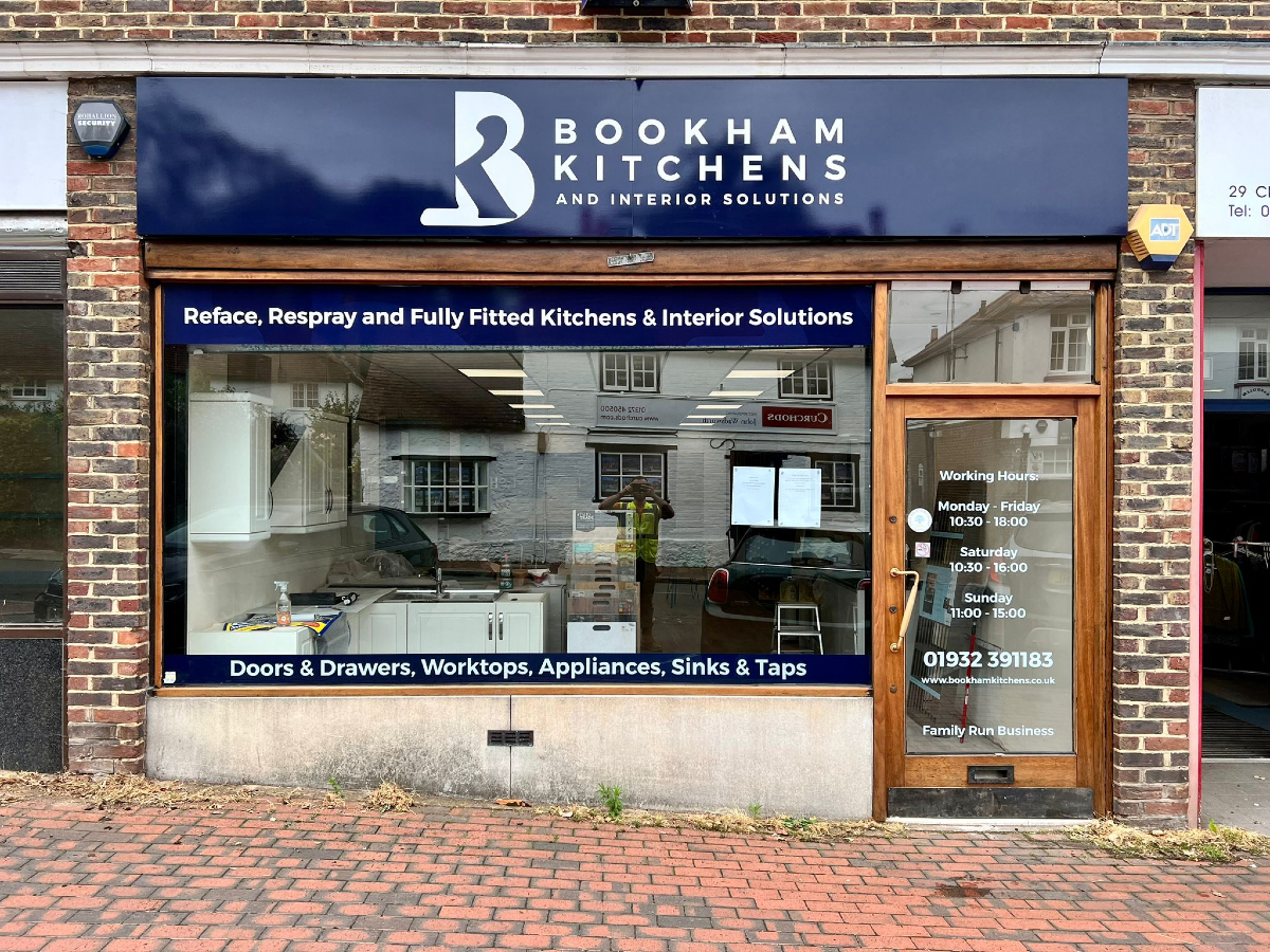 displaysigns's tweet photo. We had the pleasure of working with Bookham Kitchens, a newly launched family-run business in Great Bookham, Leatherhead. 

Our team designed, manufactured, and installed shop front signage and window graphics, helping them make a stylish entrance to the town 💜

#displaysigns https://t.co/HDNM9PFdo8