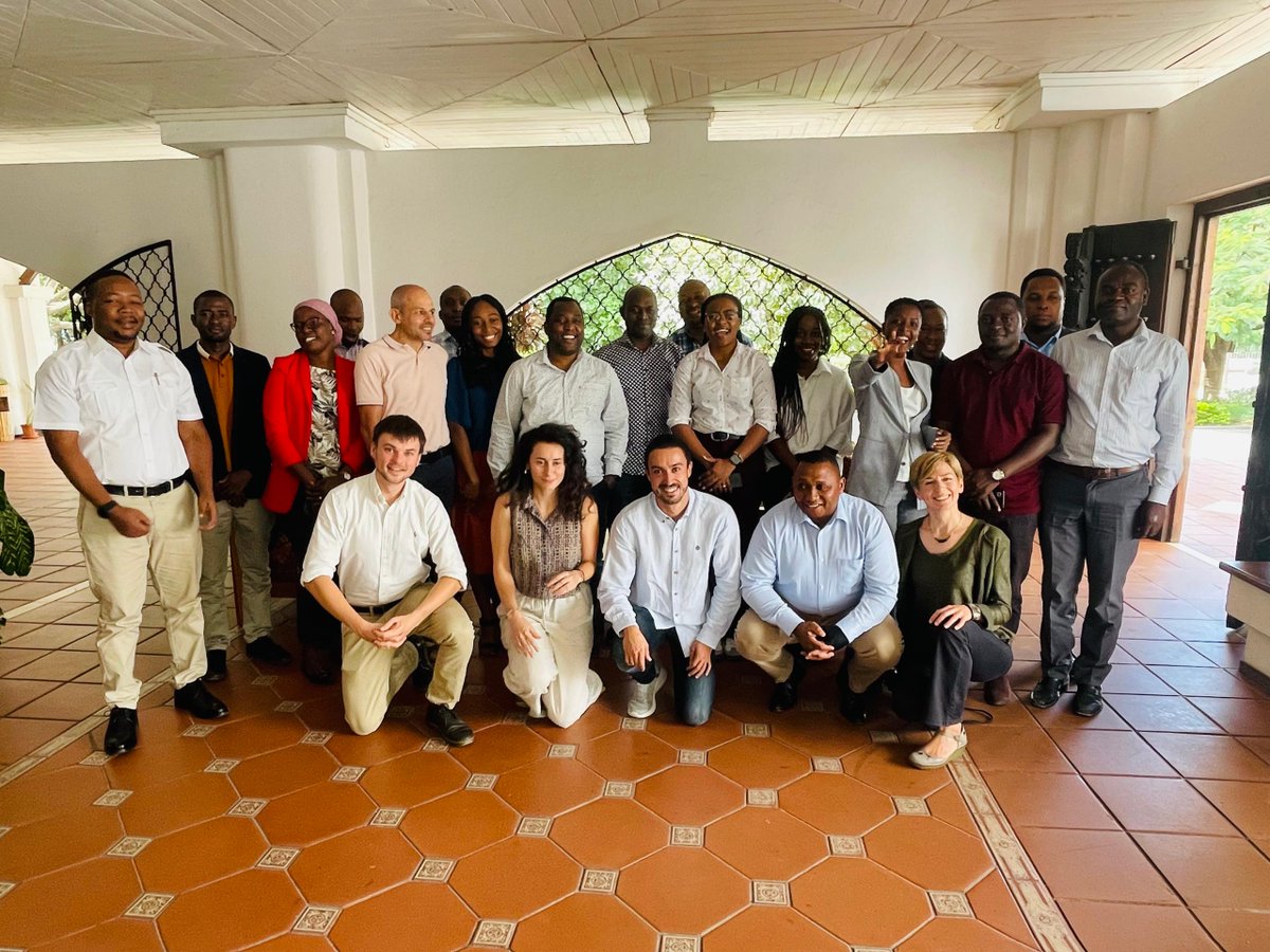 Focus-Africa (@focusafrica_eu) on Twitter photo 🌱 The Case Study 4 & 6 teams from <a href="/FocusAFRICA_EU/">Focus-Africa</a> had excellent discussions with Tanzanian stakeholders working on #Energy and #FoodSecurity. We hope to build on our results to strengthen Tanzanian #ClimateResilience.
#ClimateChange #Sustainability #ClimateServices #SADC 🌱 The Case Study 4 & 6 teams from <a href="/FocusAFRICA_EU/">Focus-Africa</a> had excellent discussions with Tanzanian stakeholders working on #Energy and #FoodSecurity. We hope to build on our results to strengthen Tanzanian #ClimateResilience.
#ClimateChange #Sustainability #ClimateServices #SADC