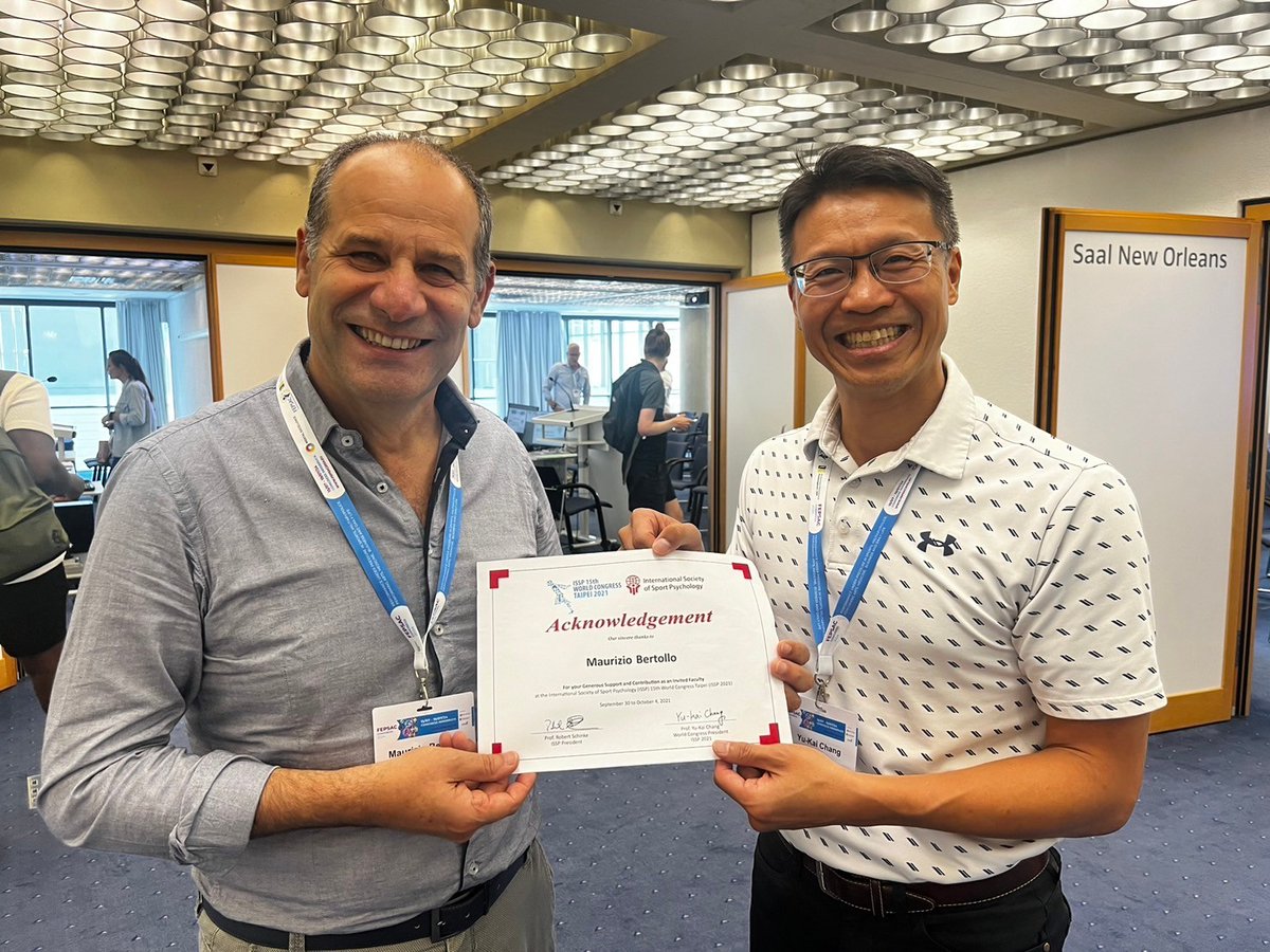 Three years after my online talk at the @issp2021 <a href="/ISSPonline/">ISSP</a> I received from Yu-Kai the diploma in presence :-) durign <a href="/fepsac2024/">FEPSAC- Congress 2024</a>