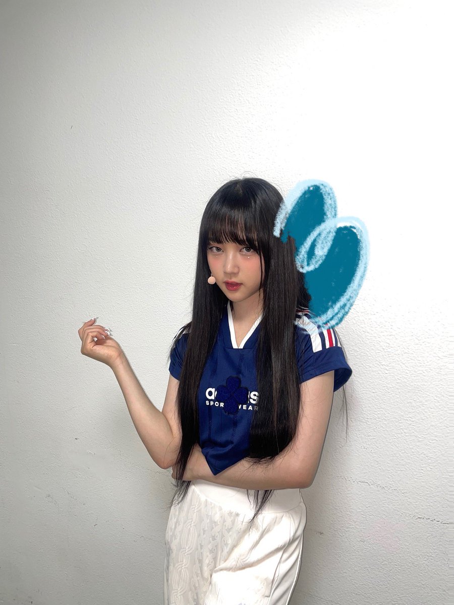 vvupjp's tweet photo. im going to be sharing some pics from the “Ain’t Nobody” promotion u all haven’t seen before <3 stay tuned 😎💙

#KIM #VVUP @vvup_official https://t.co/P0pSmihsTa