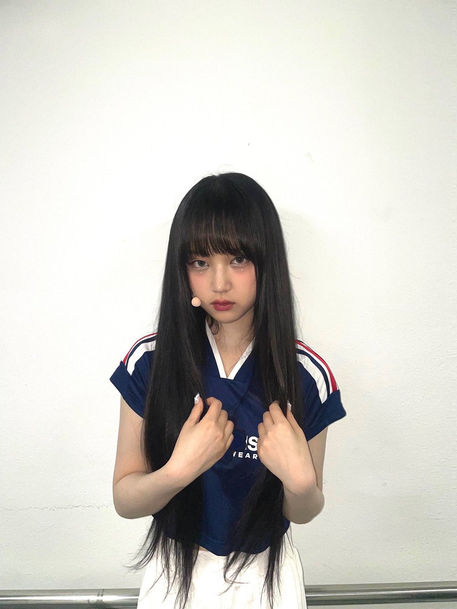 vvupjp's tweet photo. im going to be sharing some pics from the “Ain’t Nobody” promotion u all haven’t seen before <3 stay tuned 😎💙

#KIM #VVUP @vvup_official https://t.co/P0pSmihsTa