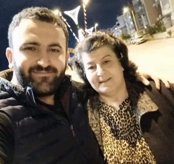 emircanyorukkk's tweet photo. #VEFAT

Şehrimizin Önemli Kalemi Gazeteci Ertan GENCE'nin annesi vefat etmiştir. Merhumeye Allahtan rahmet Ailesine sabırlar dilerim. https://t.co/tGs3cUvkaO