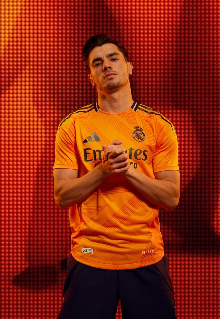 Brahim avec le nouveau maillot du Réal. 🧡🇲🇦