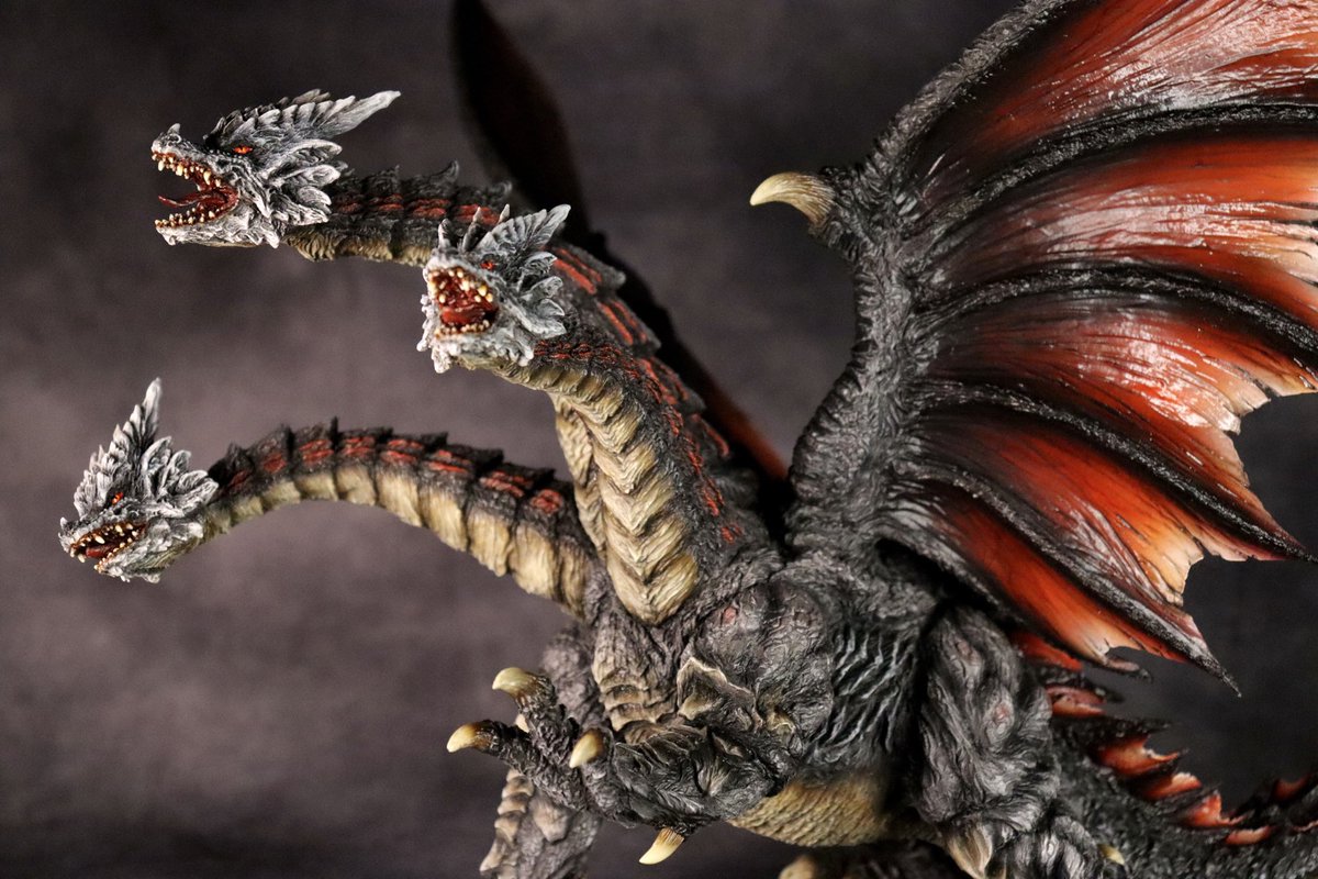 海洋堂 デスギドラ」完成。 原型:酒井ゆうじ氏 平成モスラ三部作最初の