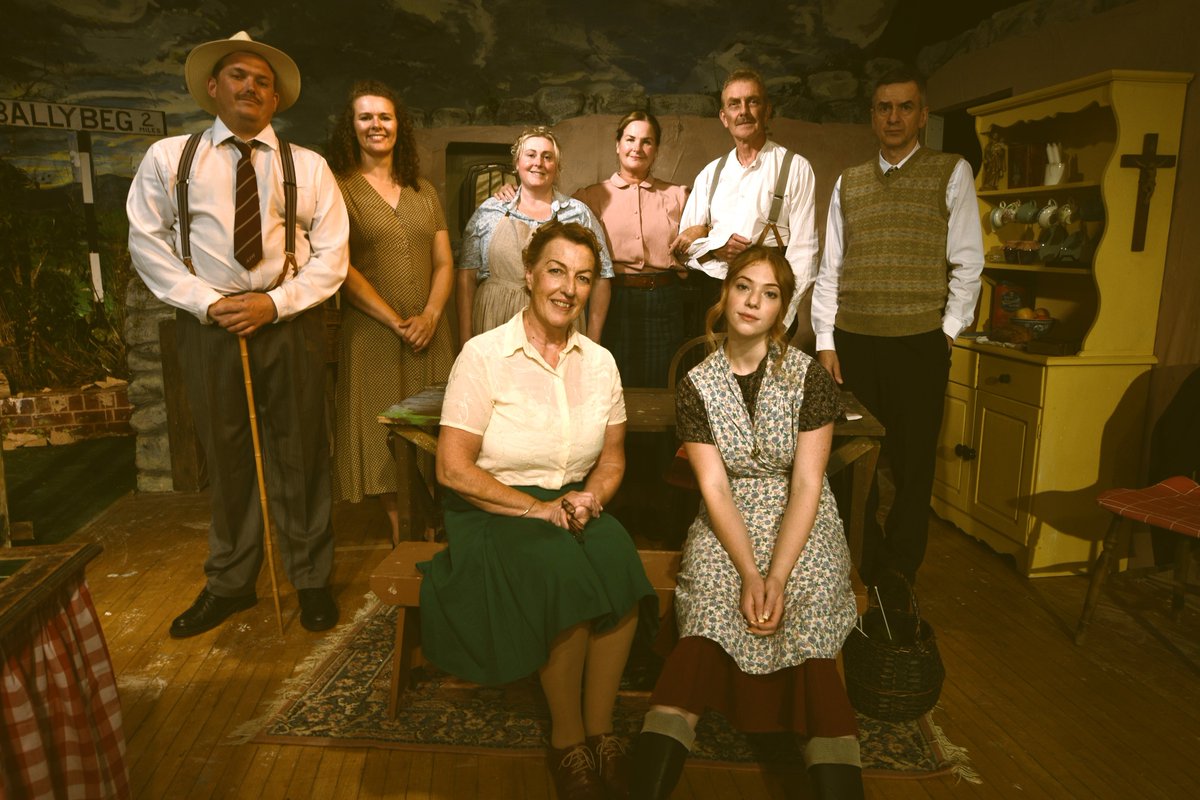 One final rehearsal tonight, and our Dancing at Lughnasa cast is ready for you!
Currently still tickets available for all performances.  We cannot wait!
19:30 - this Thursday, Friday and Saturday.
ticketsource.co.uk/lyndhurst-dram… 
#lyndhurst #newforest #amdram #dancingatlughnasa