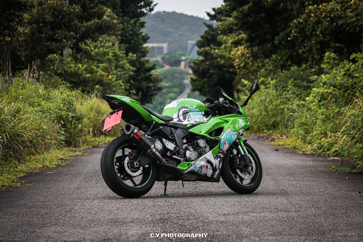 JAZiSuper's tweet photo. ZX6R rushia uruha 痛車
#ZX6R
#痛車 
#rushiauruha 
#潤羽るしあ https://t.co/hxK5I8sxJN