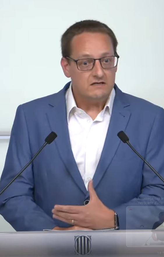 LleidaRural's tweet photo. El passat 4 de juliol, vam llençar una campanya per sensibilitzar als turistes sobre les diferències qualitatives entre llogar un allotjament rural (en qualsevol de les seves modalitats) o un habitatge d’ús turístic (HUT). https://t.co/nsR3sMxMUT https://t.co/QPfBu1DDCQ