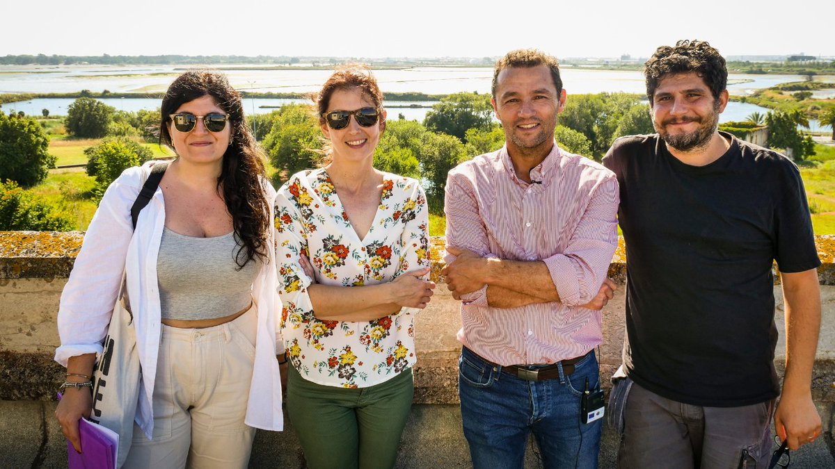 RESTORE4Cs's tweet photo. Early July, @LifeWatchERIC | @unisalento travelled to #RiadeAveiro 💧🌾 to film the 4⃣th #RESTORE4Cs Case Pilot. They joined the #fieldwork team in the last #samplingcampaign of the project and interviewed 📄🎙️ project partners and local stakeholders for #RESTORE4CsDocumentary 🎥 https://t.co/SPoTDLUasG