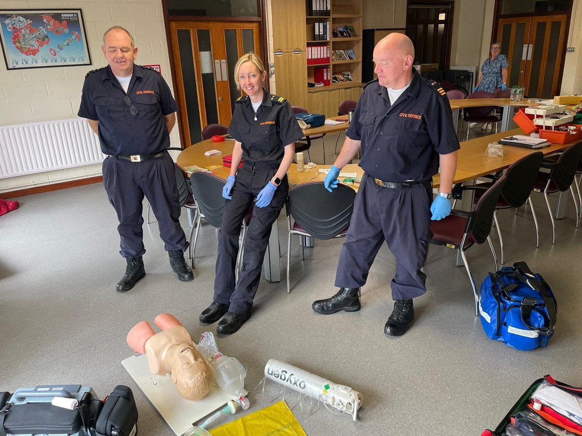 Many thanks to Offaly Civil Defence for facilitating 2 of our EMTs with their CFR-Advanced recertification on Sunday and to Stephen Lloyd for instructing on the day.