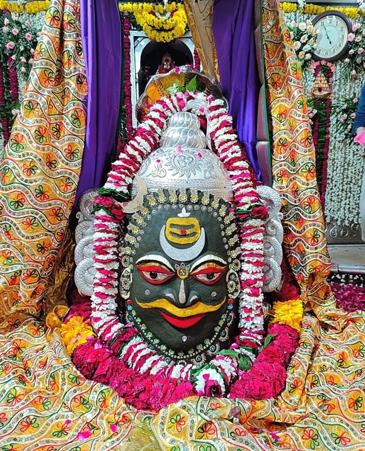 sanatani9584's tweet photo. जय श्री महाकाल 
शुभ संध्या 💐😍🙏 https://t.co/ORW7xpXZJb