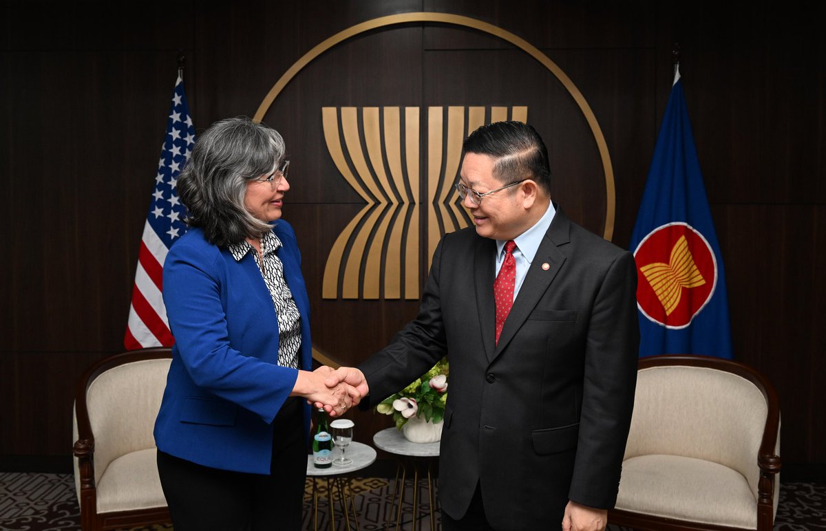 ASEAN's tweet image. Secretary-General of ASEAN, Dr. Kao Kim Hourn, today received a visit by the Assistant Secretary of the U.S. Department of Interior for Insular and International Affairs, H.E. Carmen G. Cantor. They discussed the implementation progress of the ASEAN-U.S. Environment and Climate…