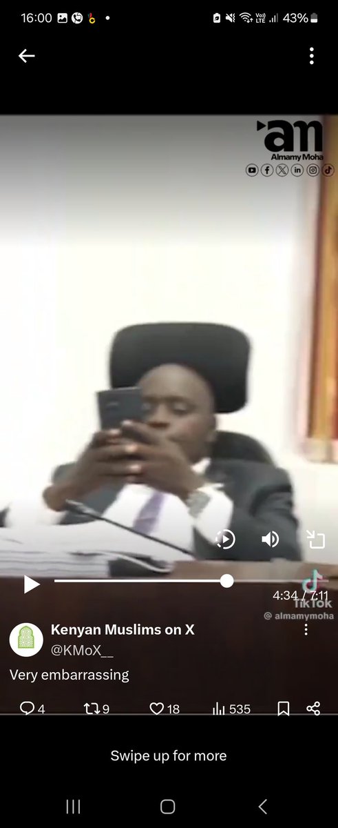 GichiriDavid's tweet photo. @KMoX__ Hard at work fighting corruption https://t.co/Ah3kgPPYH1