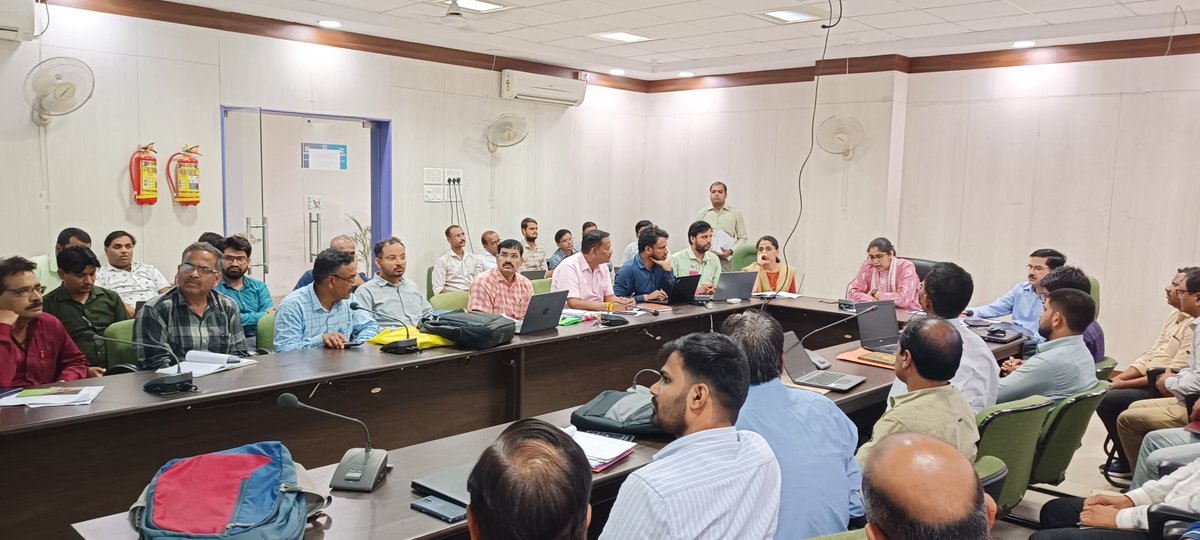 MaP_Skills's tweet photo. 🌟PM Vishwakarma Scheme Orientation Workshop Phase-III 
Zone -Sagar,Ujjain  aimed at enhancing field implementation!💫

Let's work together towards effective execution and impactful results. 🛠️💼

#PMVishwakarmaScheme #OrientationWorkshop #BetterImplementation
#DSD #dsdmp https://t.co/pHSADkwfS5