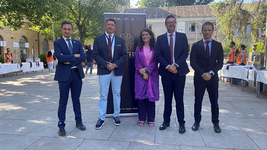 uclm_es's tweet image. La UCLM acoge en Toledo la Conferencia Europea de Biología Matemática y Teórica, un encuentro que reúne a más de medio millar de investigadores e investigadoras.
uclm.es/noticias/notic…