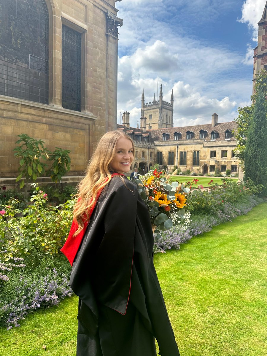 Natalie Wallis tweet media