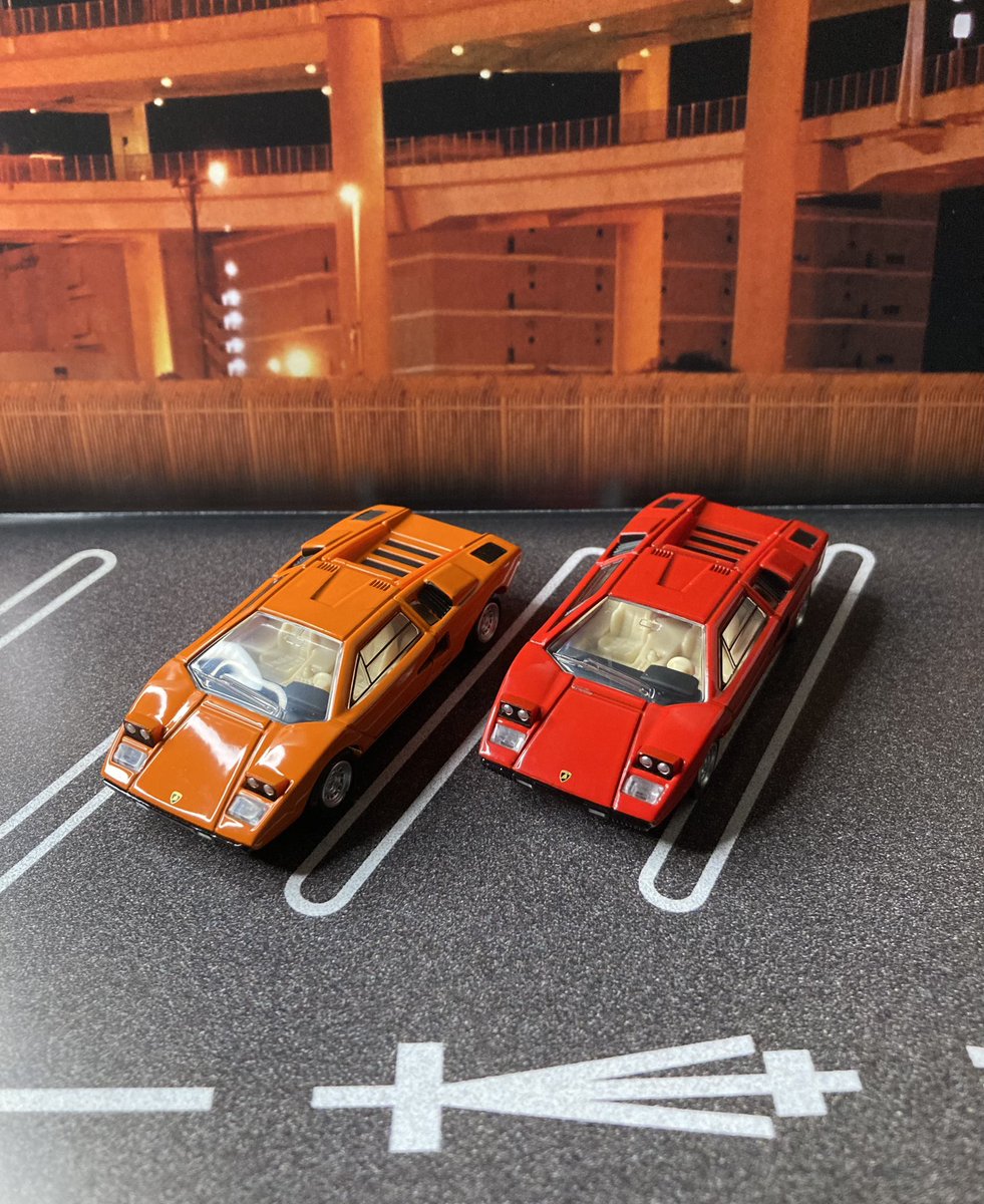 kzgangubeya's tweet image. 赤い #カウンタック もいかにもスーパーカーって感じでいいですね

#トミカプレミアム #LP400