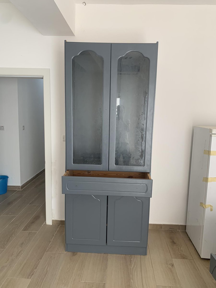ShabbyChicMlt's tweet photo. So many wall units painted in the last few days. A great way of revamping old furniture rather than putting it to waste.
#shabby #chic #malta #wallunit #painted #furniture #old #work #job #revamp https://t.co/Pi4cs9i3KT