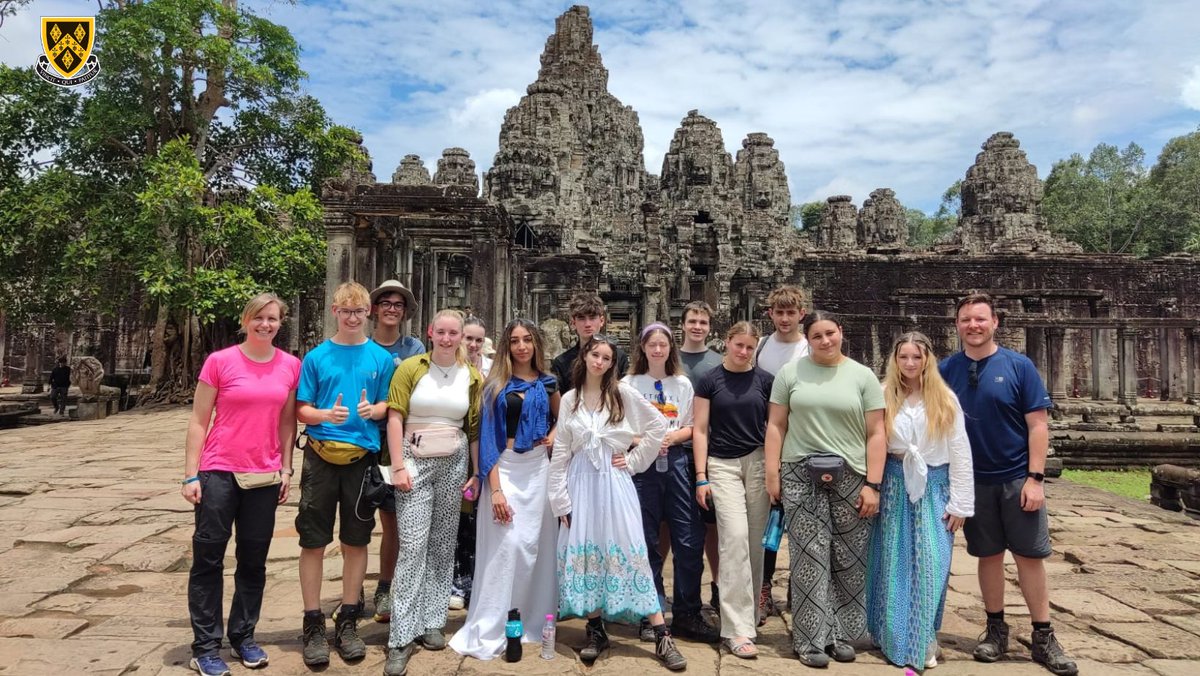 stockportgs's tweet photo. @freethebears The group enjoying the @OutlookExpeds trip have visited Angkor Wat, a twelfth century Hindu-Buddhist temple complex that is an @UNESCO World Heritage Site. They also visited a floating village on Tonle Sap Lake and visited a local school.
#SGSInspires #SGSSixthForm #SGSAdventure https://t.co/UcgYIBEwfy