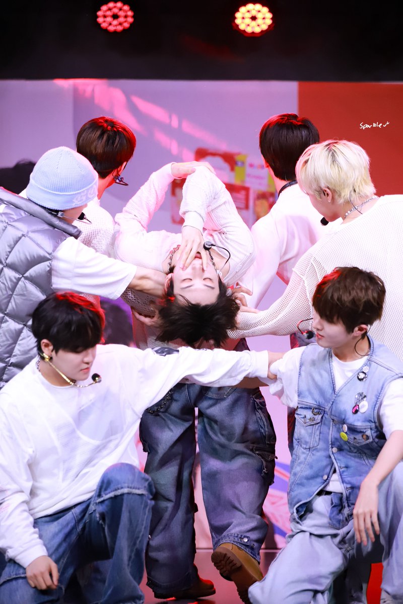 240719 더킹덤
REALIZE: 8th Mini Albumプロモーションイベント
📍HADO ARENA お台場店

ENER-ENERGY ENER-ENERGY ❤️

#TheKingDom #더킹덤 #TKD 
#ザキングダム
<a href="/TheKingDom_GF/">The KingDom</a>
#단 #아서 #무진 #루이 #아이반 #훵 #자한