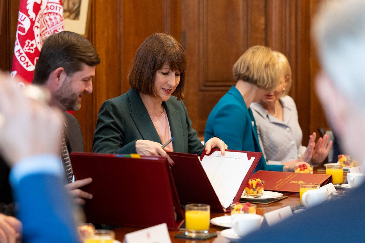 HM Treasury tweet media