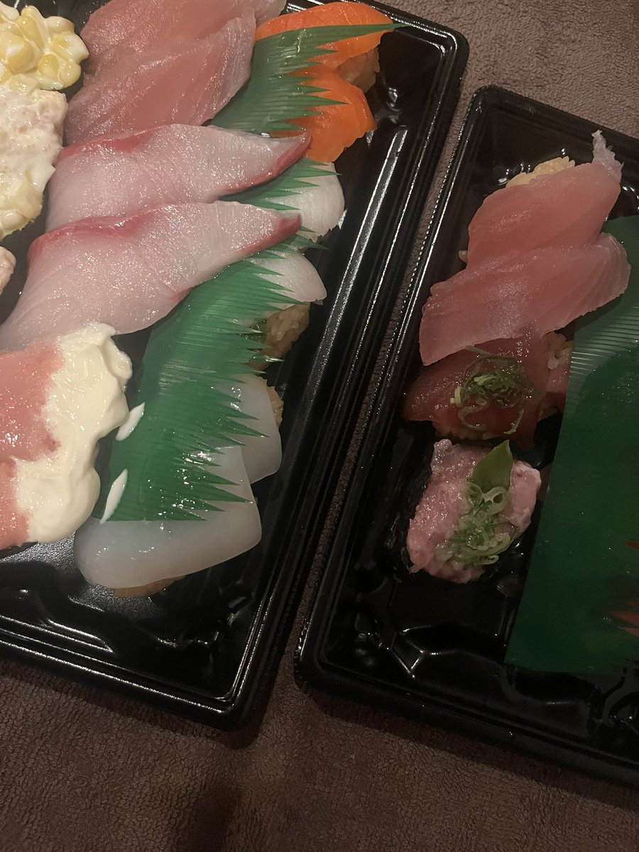 昨日はなかよち様4時間ありがとう🤤
一緒にごはん🍣