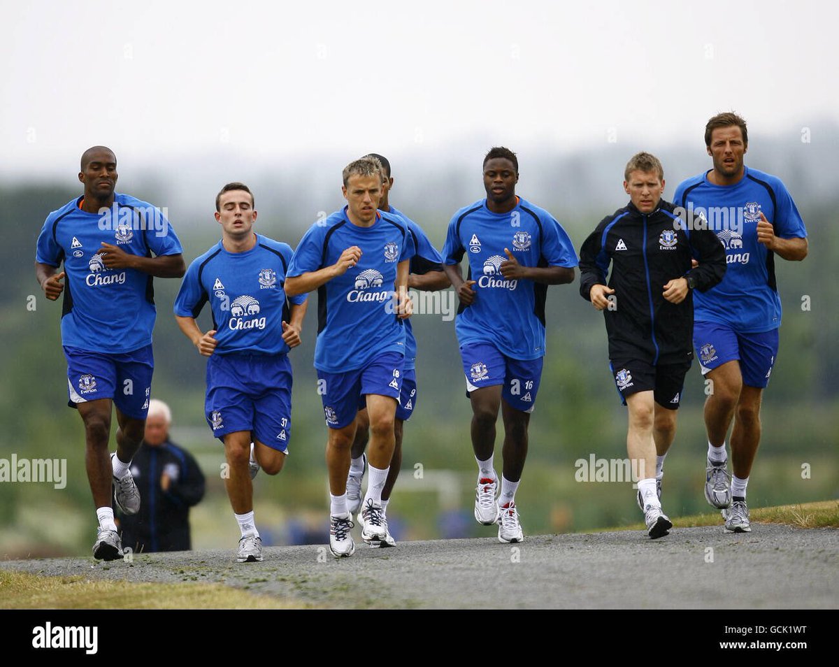 AC Everton 💙🖤🏴☠️ tweet media