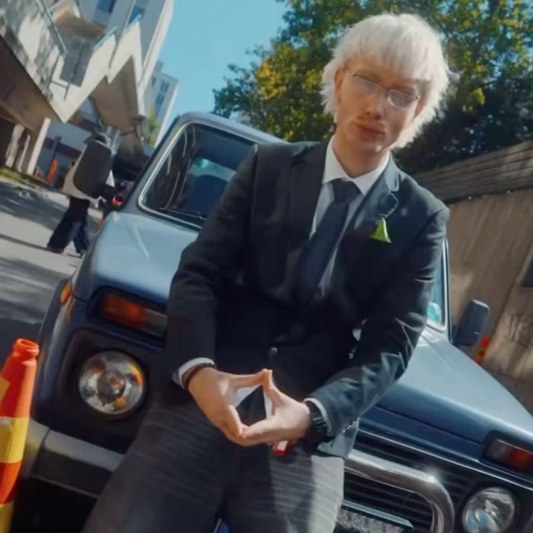 redlorerep's tweet image. looking for (active) moots !! ^^

about me:

» mitch - october 28th 
» favourite artists - taylor, joost, conan, sabrina, olivia and måneskin
» i edit and occasionally (when i have motivation) i draw
» favourite albums - reputation, ttpd, fryslân, guts, found heaven and rush!