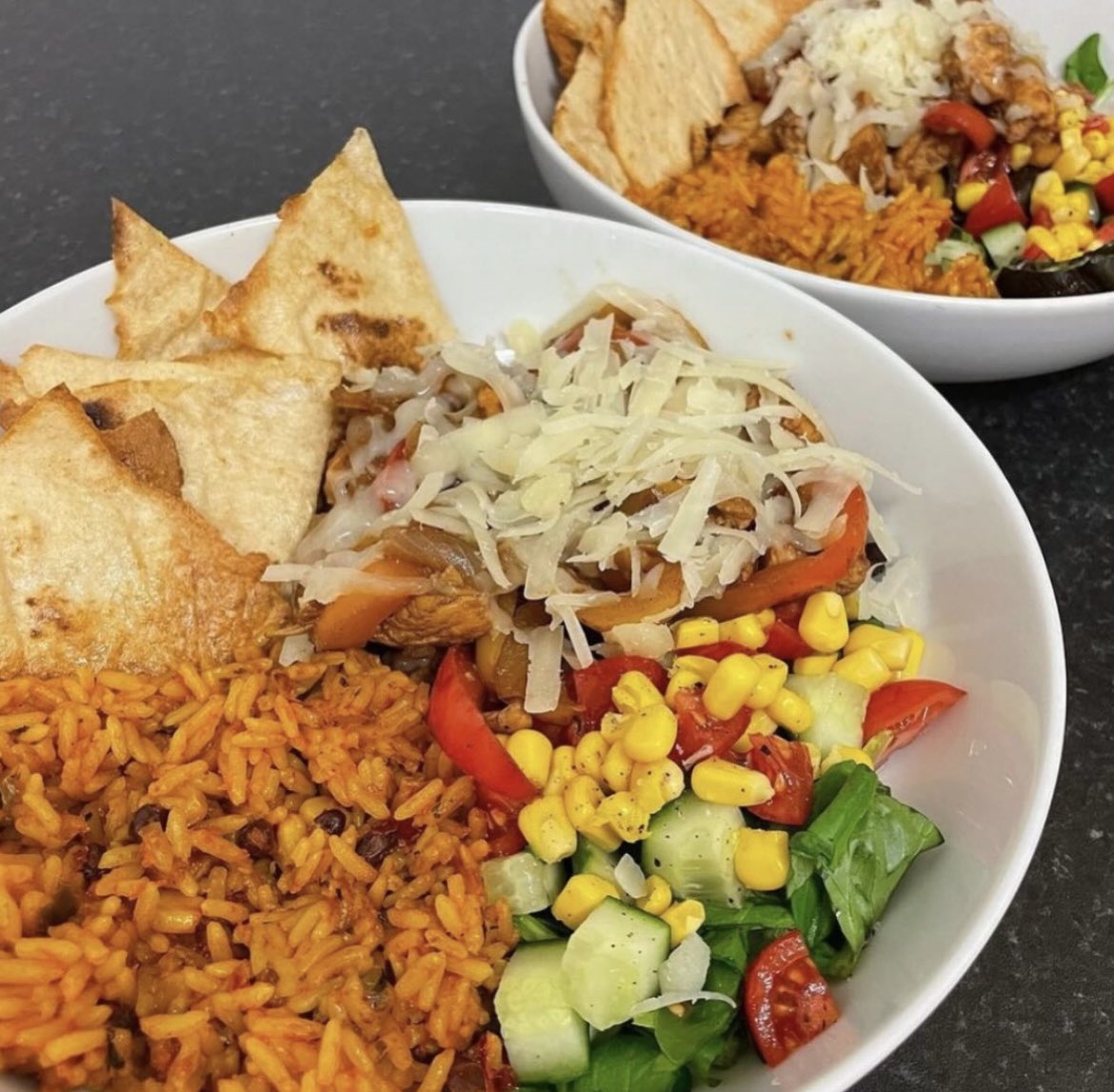 eatleancheese's tweet photo. Everything is better with cheese. 🥰🧀

Here’s a Fajita Bowl created by Instagram- fayanddale_ww to bring you all the flavour and deliciousness of a Mexican inspired dish. 🤩 https://t.co/l76dJfkzb0