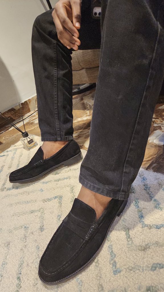 blackmenshoes1's tweet photo. Monday Morning Motivation

Get Your feet Right 👞 
Put Your Best Foot Forward 

Price 40,000 NGN

Available in size 42-45
Nationwide Delivery 🚚 

To order:
WhatsApp or call -08165041691
Email -BlackMenshoes2017@gmail.com
Send a Dm https://t.co/E8Czeivkue
