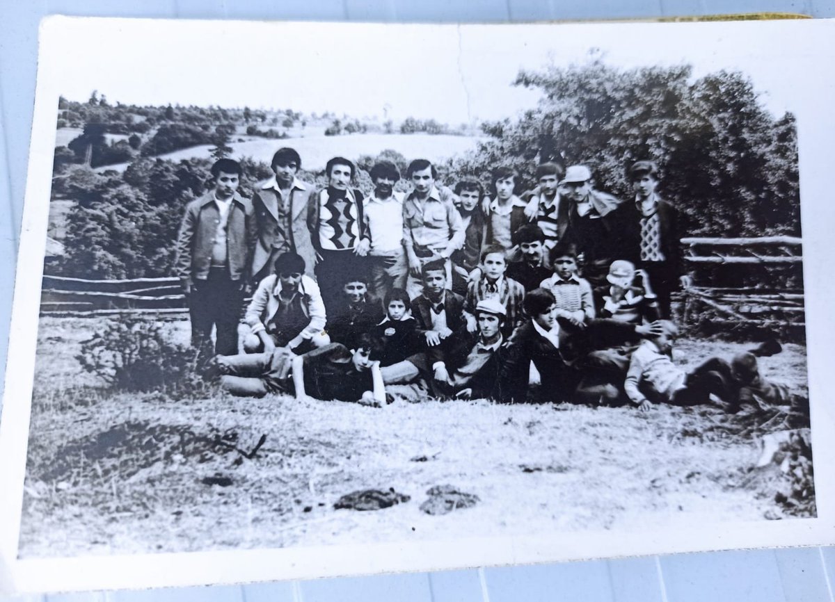 Neyse işte… 
Güzel günlerdi. 
Tekrarı olmaz.

youtu.be/ekBYckrJHeI?si…