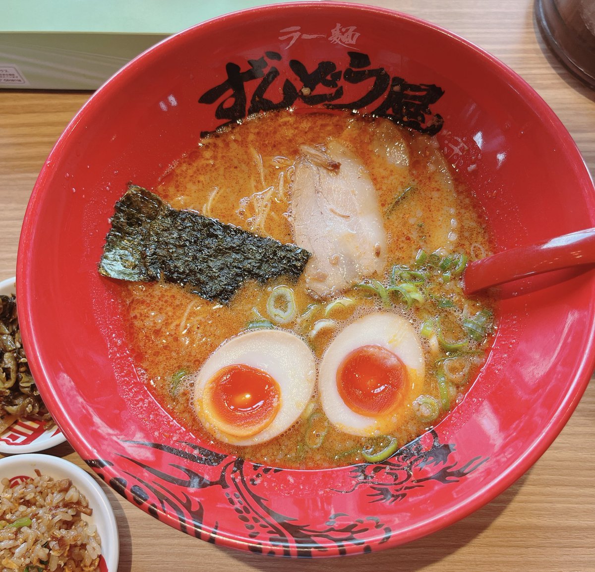 Xx94071106's tweet photo. ダイエットしたくない
毎食ラーメン食べたい

麺しか勝たん！！

関西ママさんおすすめのラーメン屋さん教えて🥺

#ダイエット仲間募集中 
#ダイエット垢さんと繋がりたい 
#ママ垢さんと繋がりたい https://t.co/FO0dRso8ZC