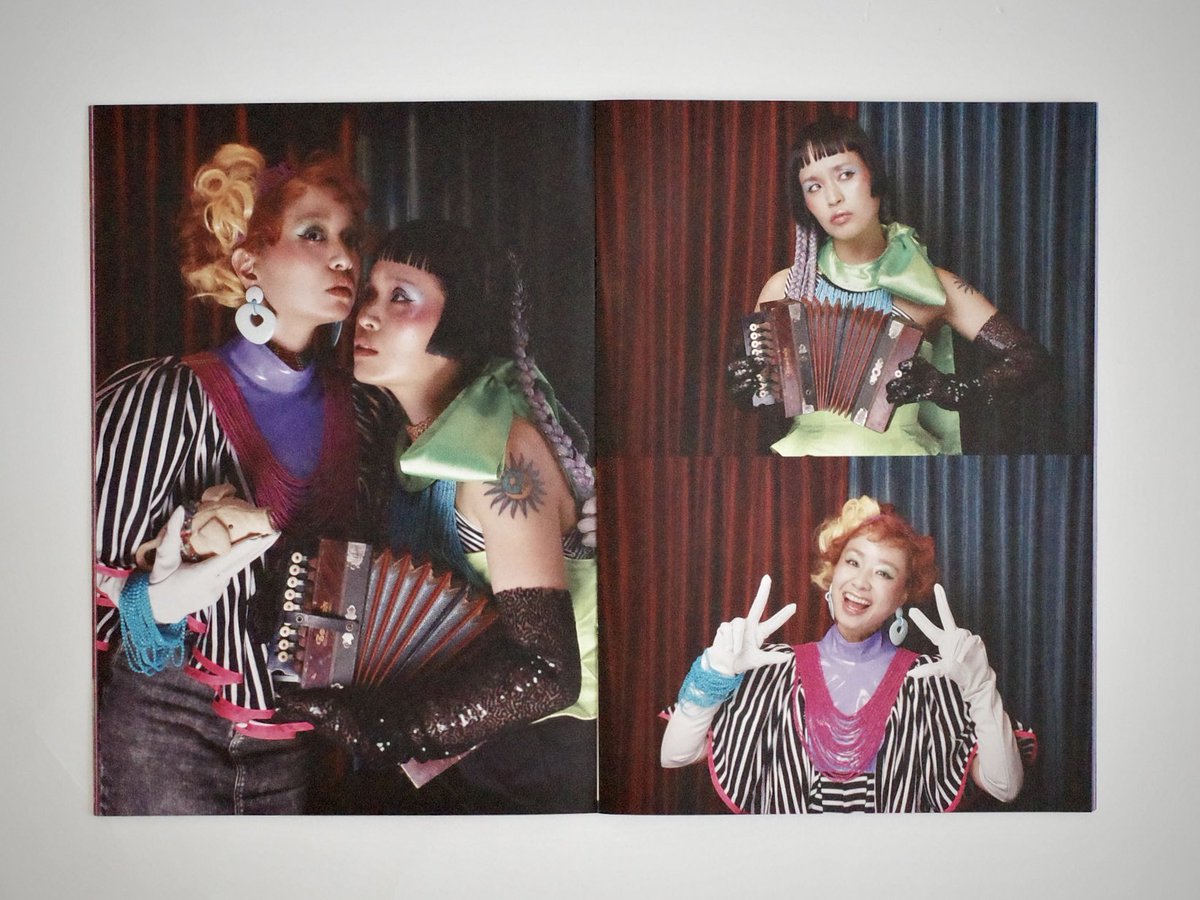 チャラン・ポ・ランタン結成15周年記念公演のパンフレットのデザインを