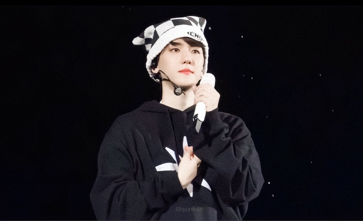 bhyunee_s's tweet photo. #baekhyun #백현 https://t.co/cj0GAsoc7P