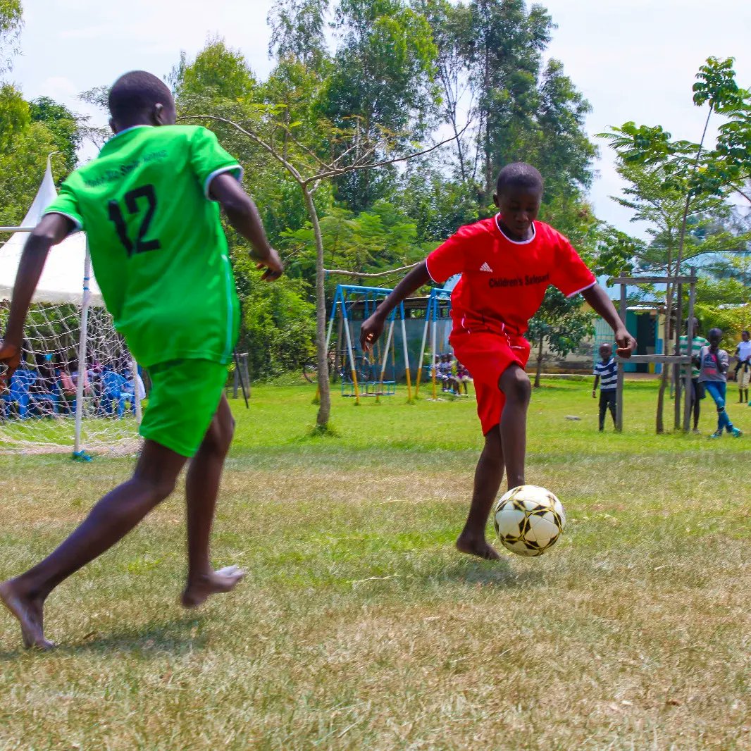 mms_kenya's tweet image. ⚽ Kick off fun at the Safe Park ⚽🏀

Our Safe Park buzzed with excitement over the weekend as young football enthusiasts gathered for a tournament. Organized together with our volunteers Gabriel and Noah; the day was a blend of fun, sportsmanship and community spirit.